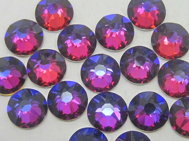 18 pcs. 20ss VOLCANO FLATBACK PRECIOSA Rhinestones